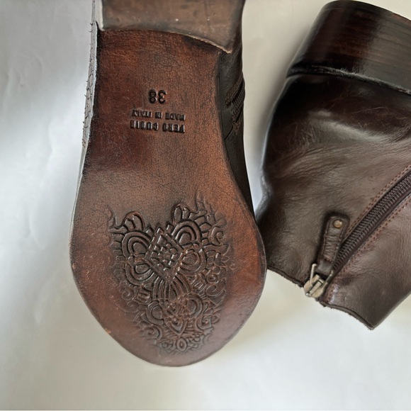 Hundred 100 Chelsea Boots - Picture 6 of 6